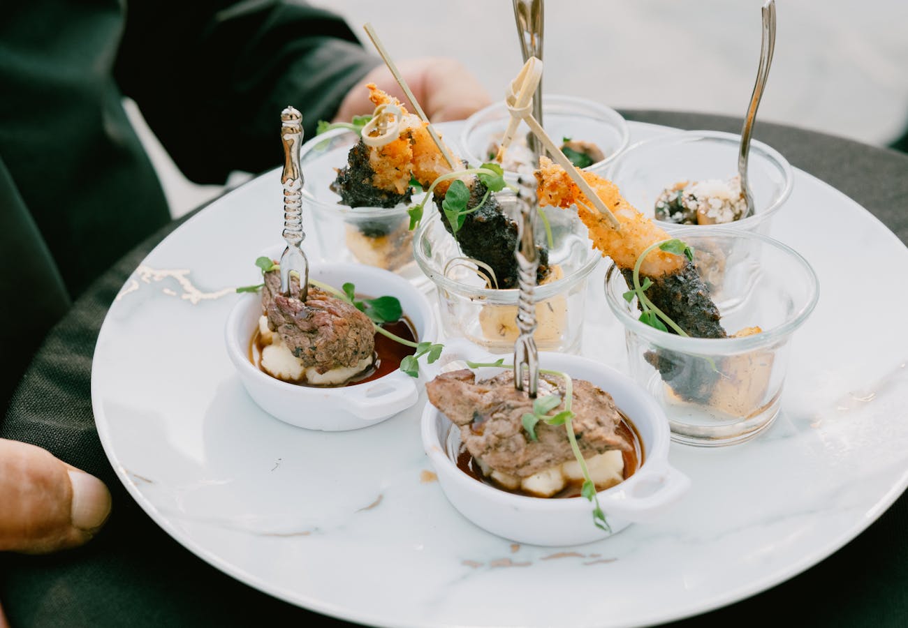 Schönes Fingerfood von Profis zubereitet